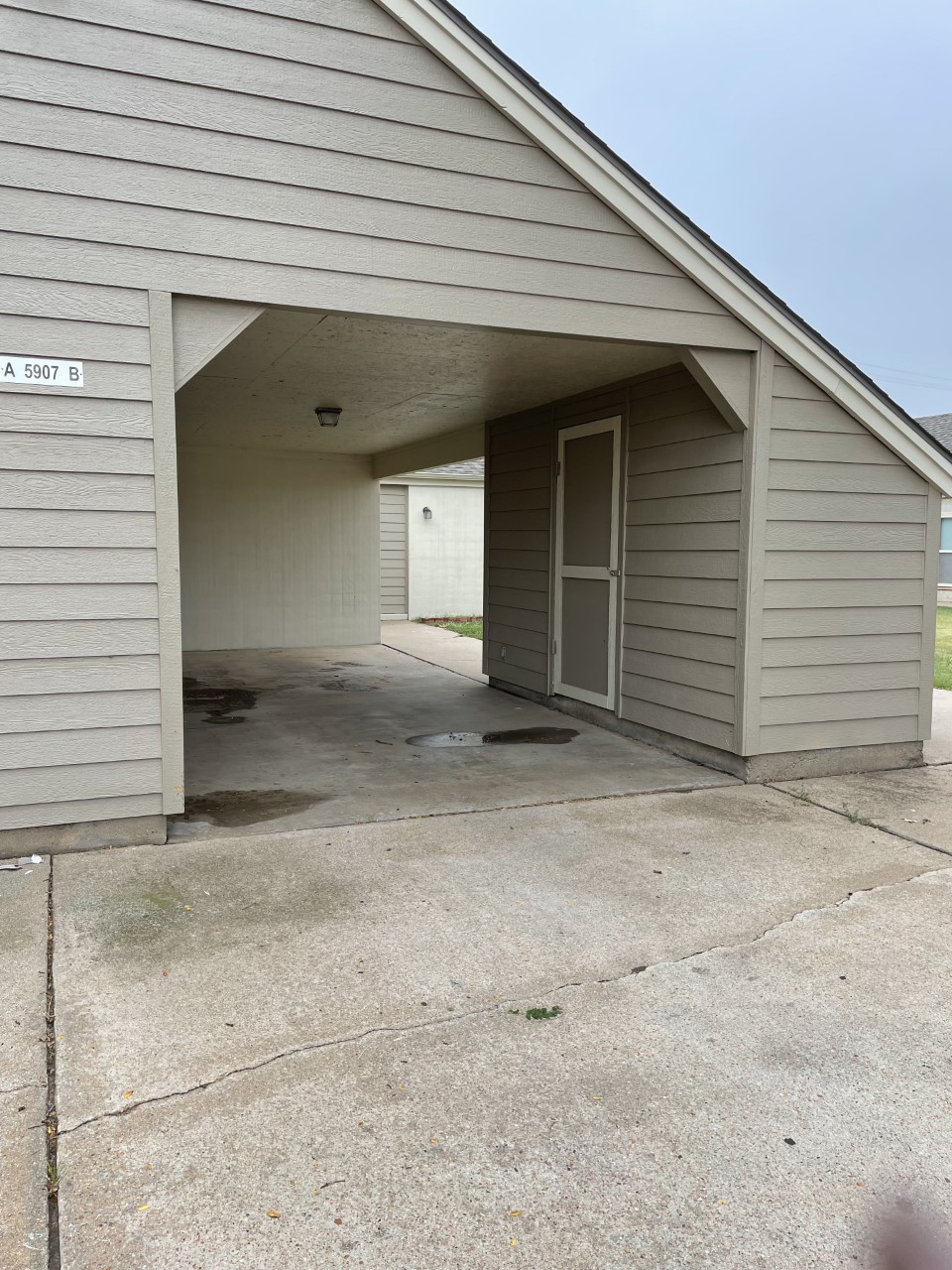 5907 Apt B Eisenhower Ct.