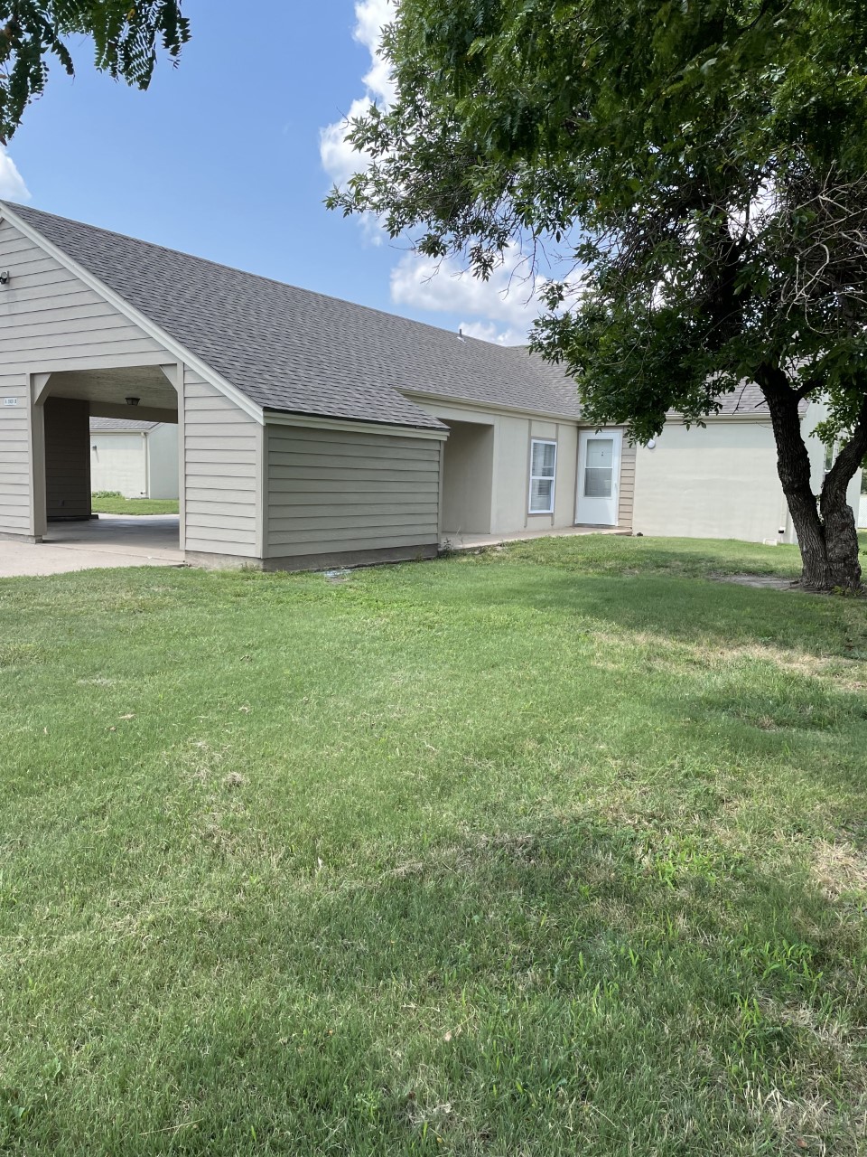 5924 Apt B Eisenhower Ct.