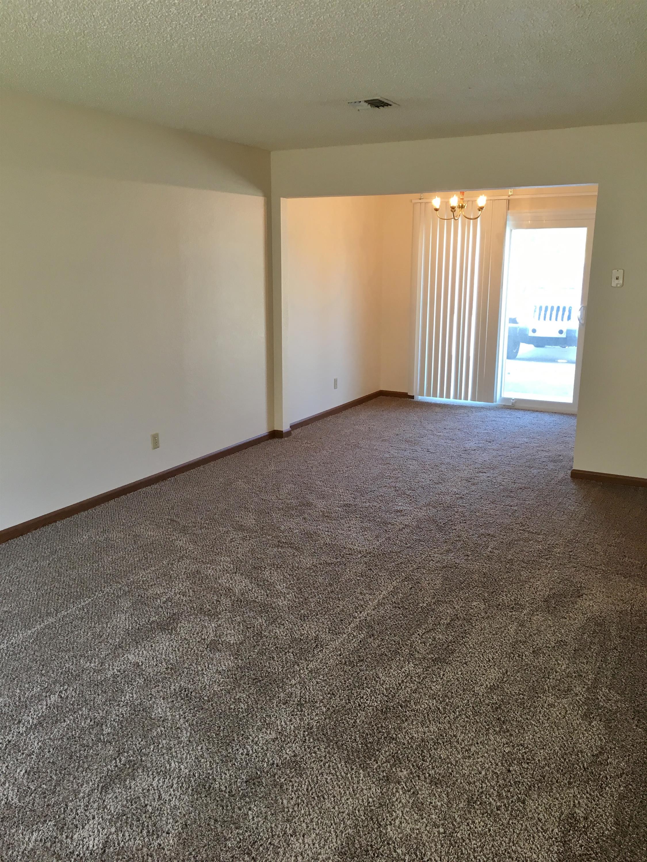 1306 Cherry Place Apt B